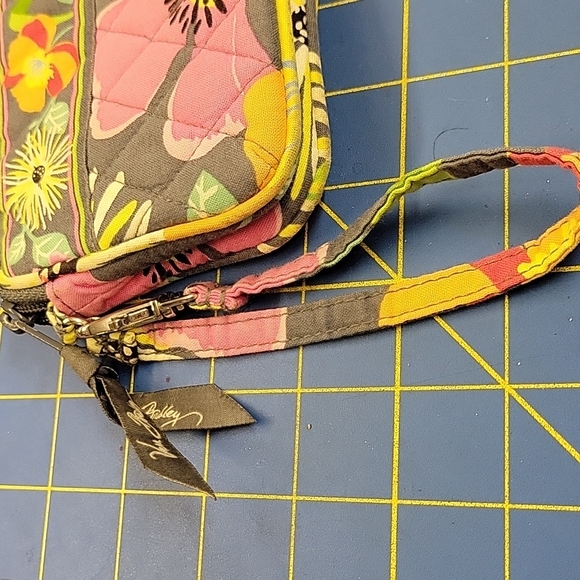 Vera Bradley Quilted Wallet Wristlet - Picture 2 of 6